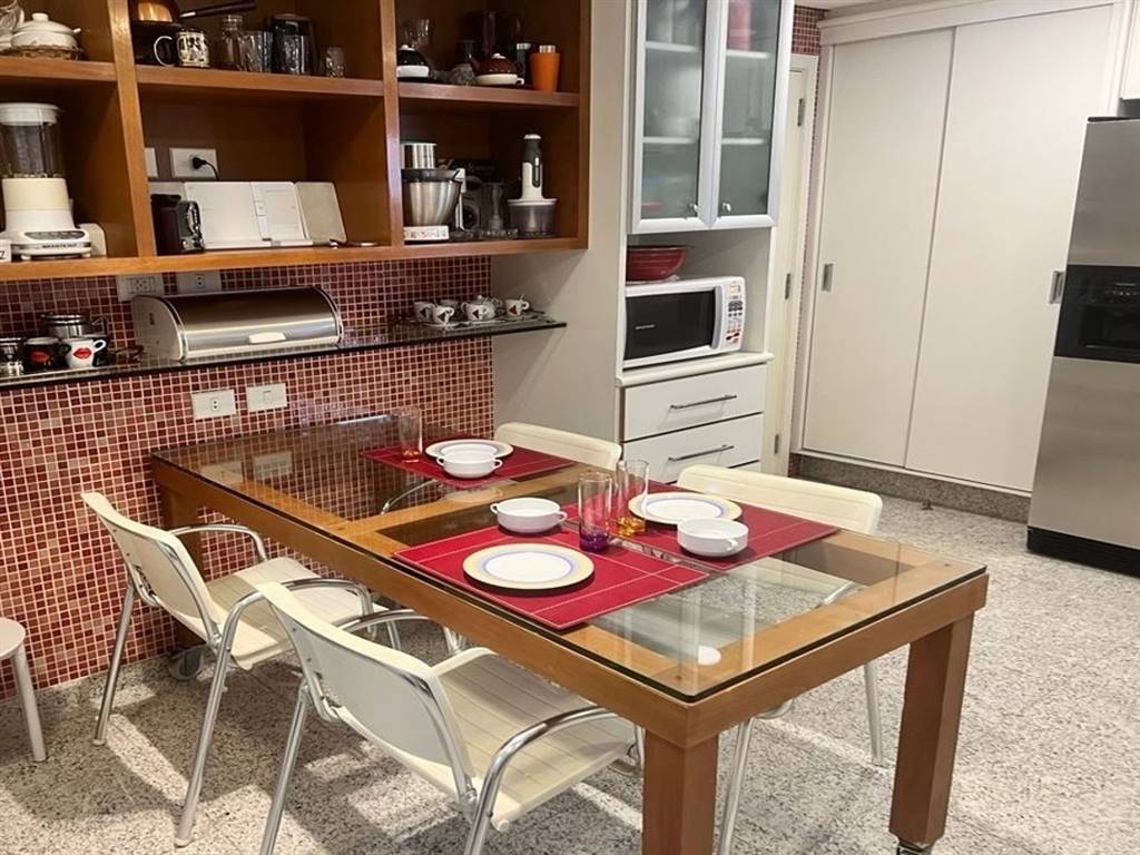Apartamento com 3 quartos e 178 m² em Vila Guilhermina, Praia Grande