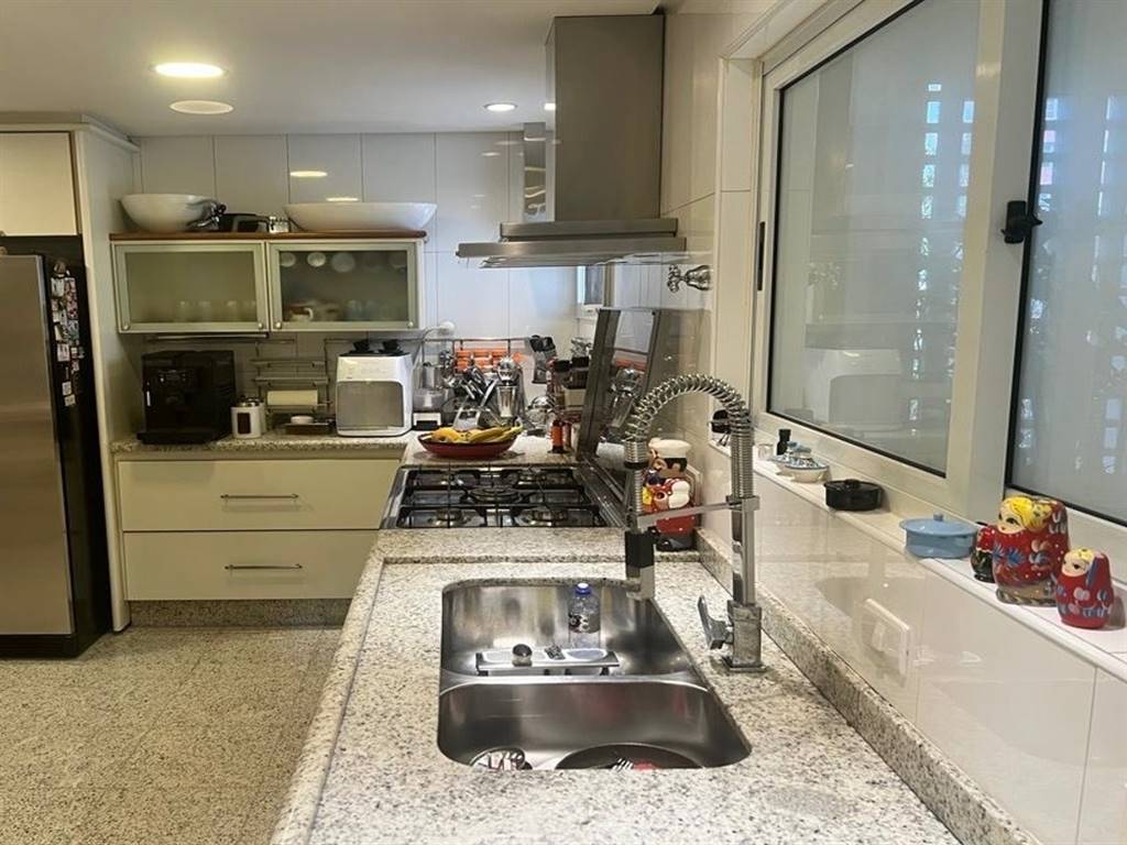 Apartamento com 3 quartos e 178 m² em Vila Guilhermina, Praia Grande