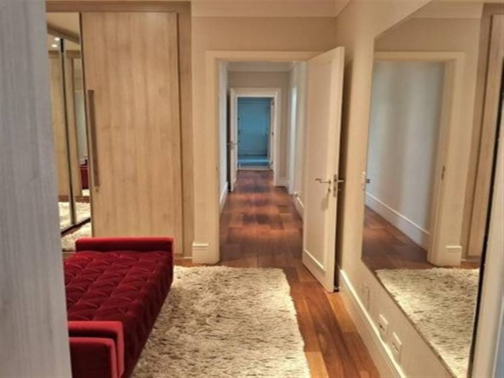 Apartamento com 4 quartos e 300 m² em Vila Guilhermina, Praia Grande