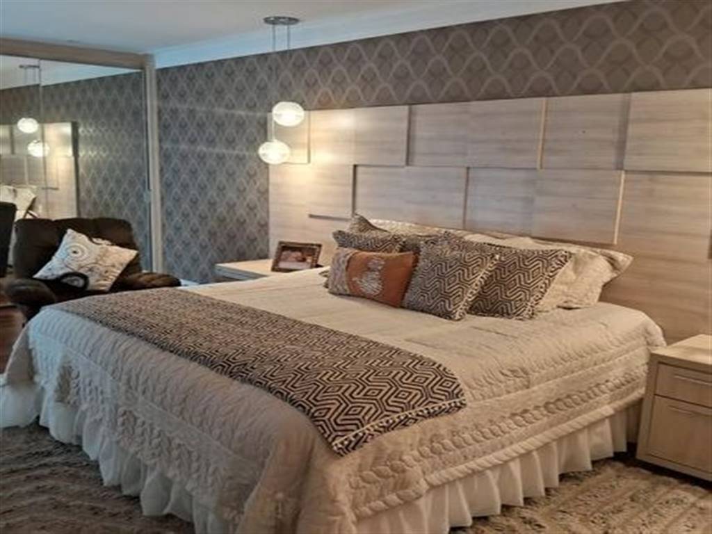 Apartamento com 4 quartos e 300 m² em Vila Guilhermina, Praia Grande