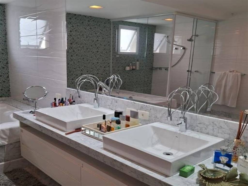 Apartamento com 4 quartos e 300 m² em Vila Guilhermina, Praia Grande