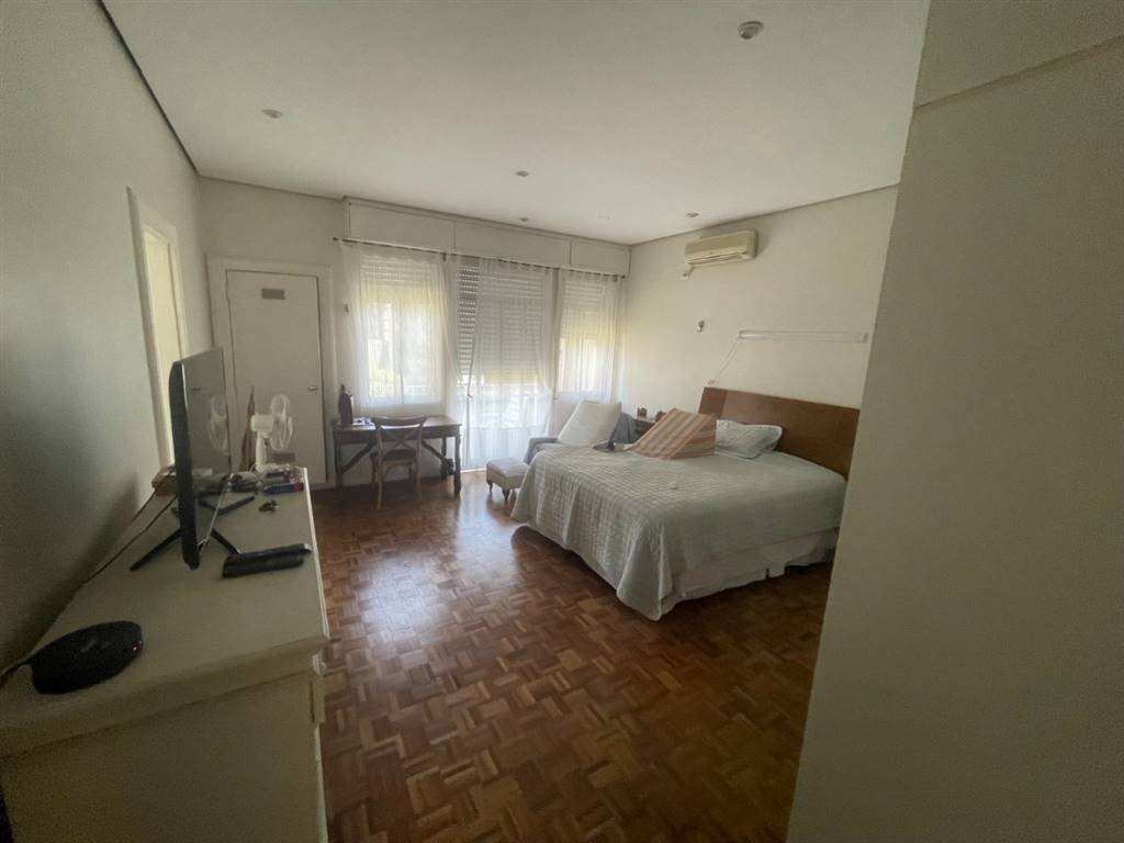 Apartamento com 3 quartos e 350 m² em Vila Guilhermina, Praia Grande