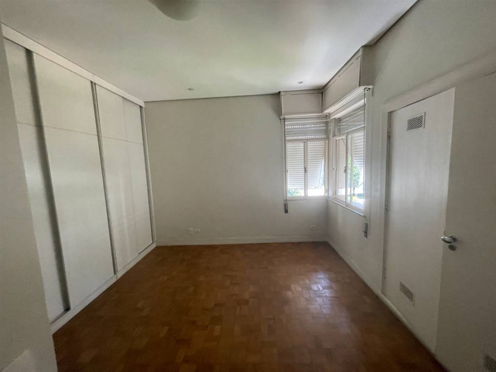 Apartamento com 3 quartos e 350 m² em Vila Guilhermina, Praia Grande