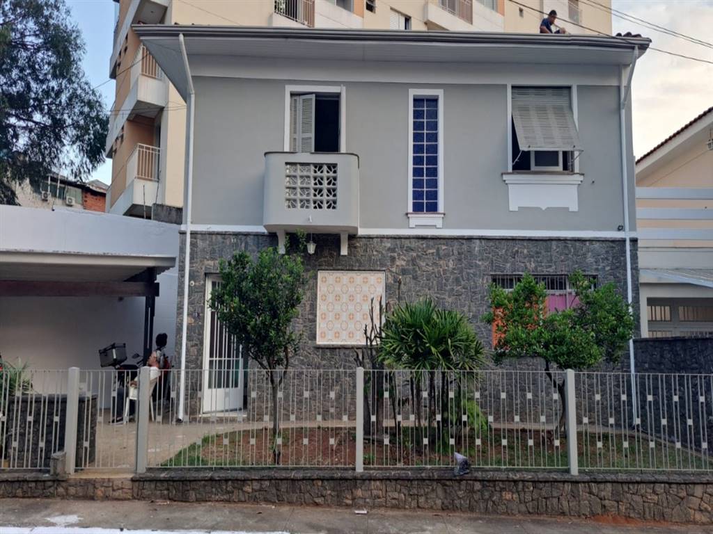 Casa com 3 quartos e 160 m² em Vila Guilhermina, Praia Grande