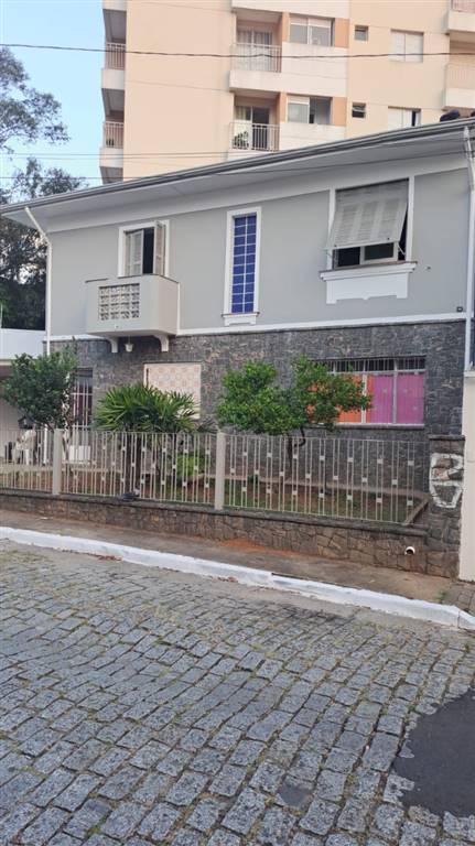Casa com 3 quartos e 160 m² em Vila Guilhermina, Praia Grande