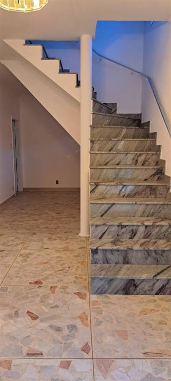 Casa com 3 quartos e 160 m² em Vila Guilhermina, Praia Grande