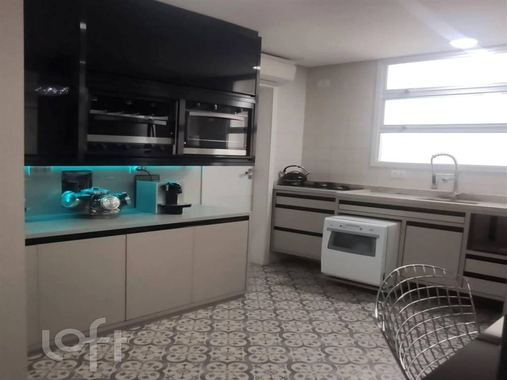 Apartamento com 2 quartos e 105 m² em Vila Guilhermina, Praia Grande