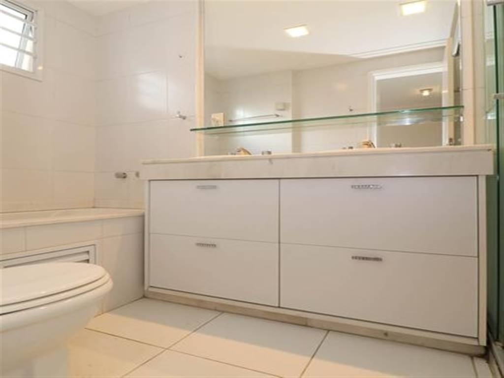 Apartamento com 4 quartos e 139 m² em Vila Guilhermina, Praia Grande