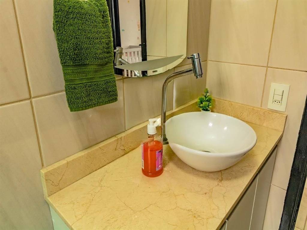 Apartamento com 2 quartos e 65 m² em Vila Guilhermina, Praia Grande
