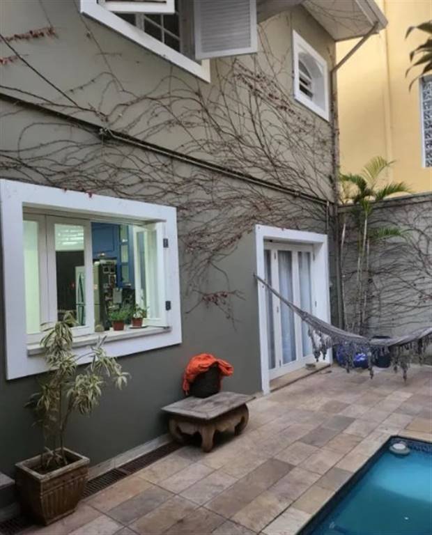 Casa com 4 quartos e 300 m² em Vila Guilhermina, Praia Grande