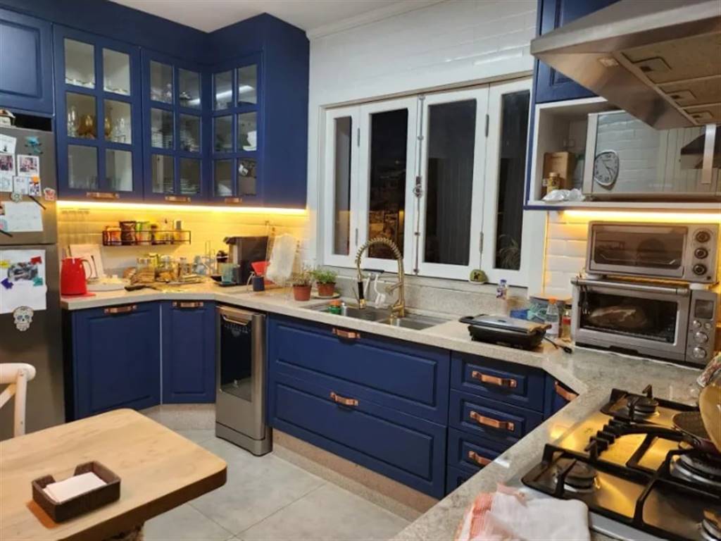 Casa com 4 quartos e 300 m² em Vila Guilhermina, Praia Grande
