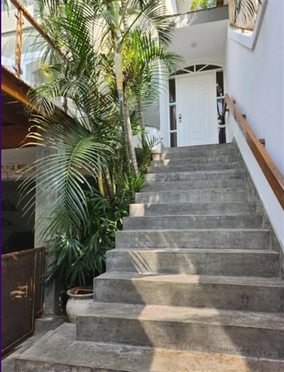 Casa com 4 quartos e 300 m² em Vila Guilhermina, Praia Grande