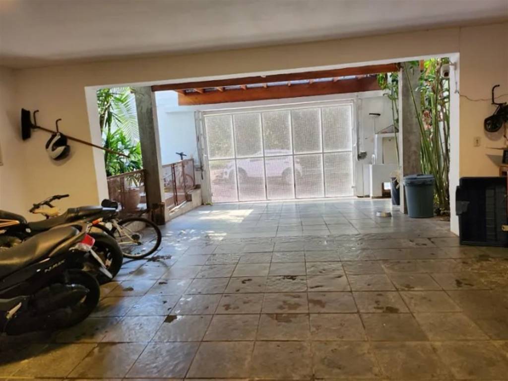 Casa com 4 quartos e 300 m² em Vila Guilhermina, Praia Grande