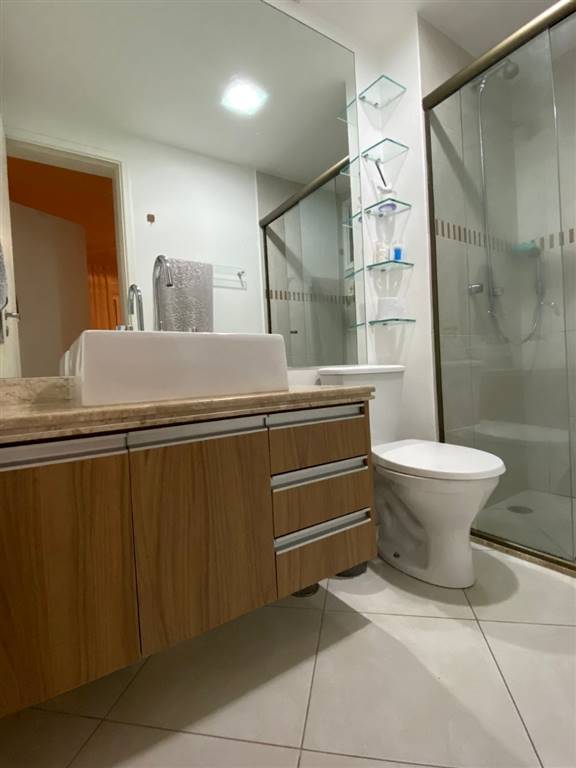 Apartamento com 2 quartos e 87 m² em Vila Guilhermina, Praia Grande