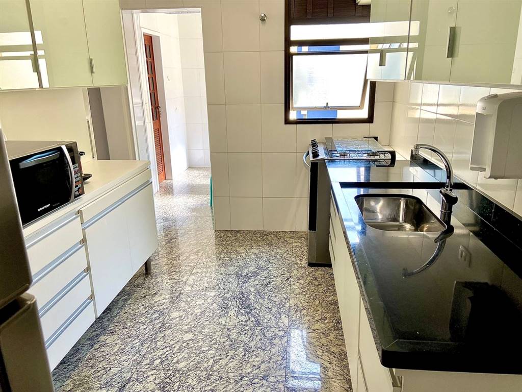 Apartamento com 3 quartos e 188 m² em Vila Guilhermina, Praia Grande
