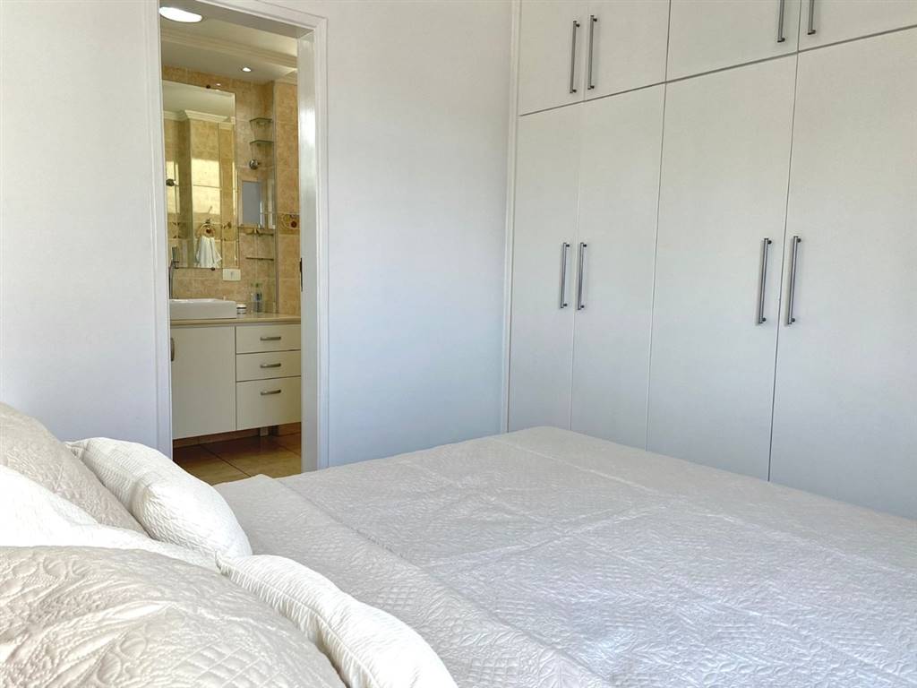 Apartamento com 3 quartos e 188 m² em Vila Guilhermina, Praia Grande