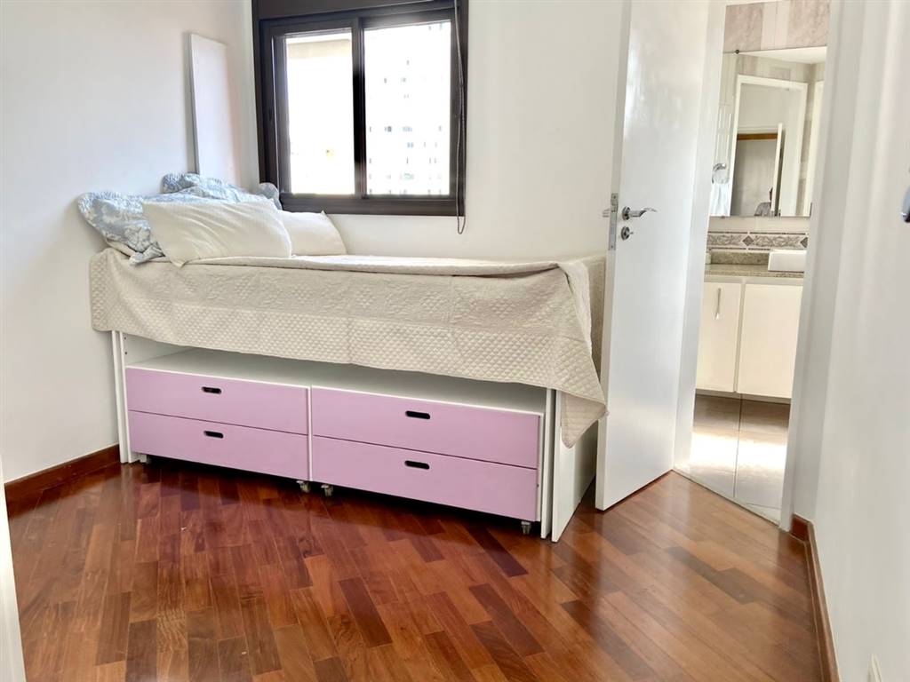 Apartamento com 3 quartos e 188 m² em Vila Guilhermina, Praia Grande