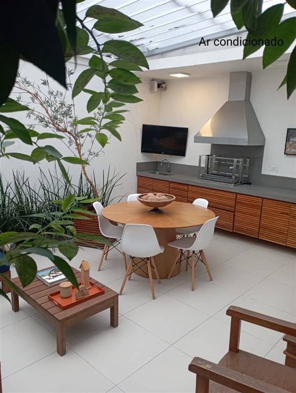 Casa com 3 quartos e 180 m² em Vila Guilhermina, Praia Grande