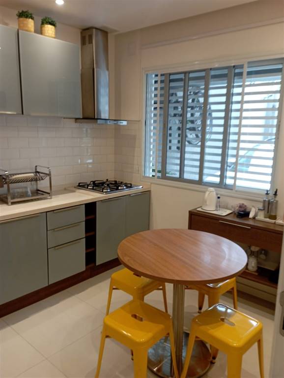 Casa com 3 quartos e 180 m² em Vila Guilhermina, Praia Grande
