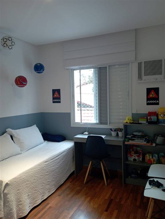 Casa com 3 quartos e 180 m² em Vila Guilhermina, Praia Grande