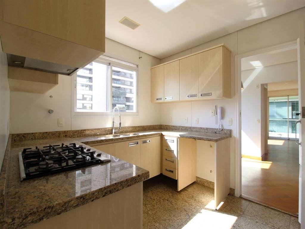 Apartamento com 3 quartos e 262 m² em Vila Guilhermina, Praia Grande