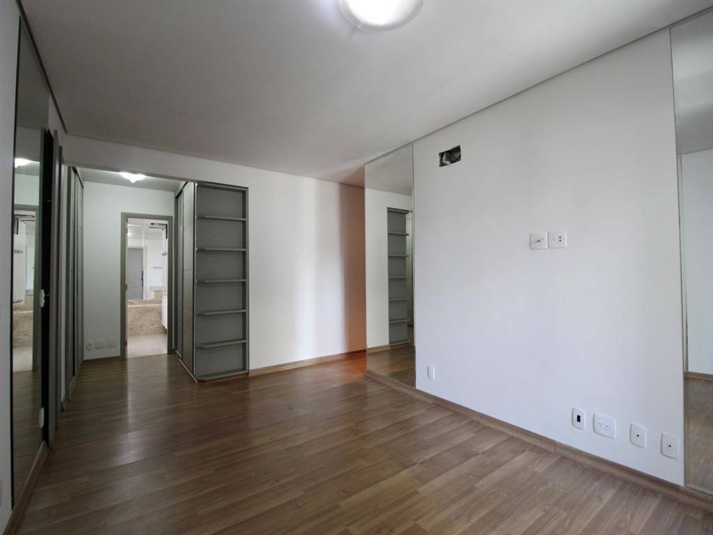 Apartamento com 3 quartos e 262 m² em Vila Guilhermina, Praia Grande