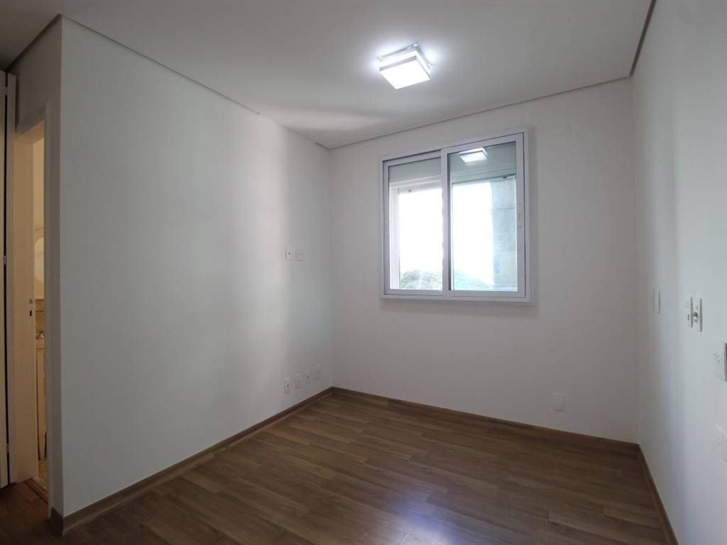 Apartamento com 3 quartos e 262 m² em Vila Guilhermina, Praia Grande