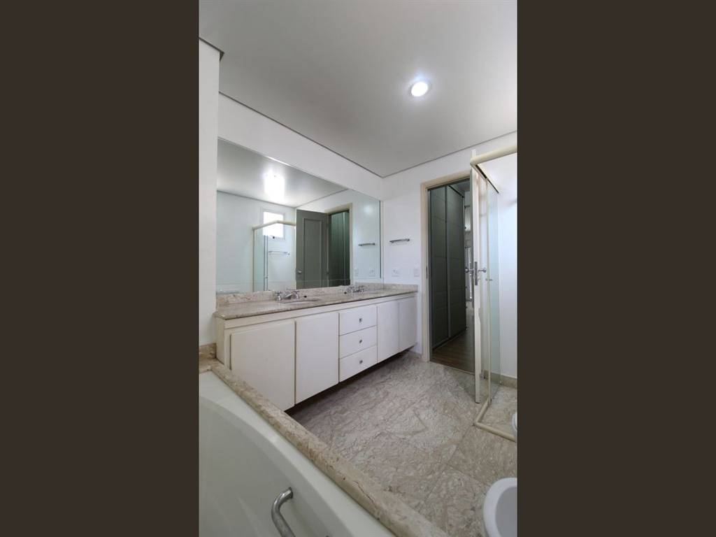 Apartamento com 3 quartos e 262 m² em Vila Guilhermina, Praia Grande