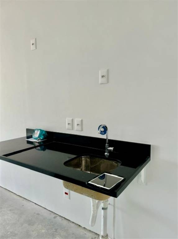 Apartamento com 1 quarto e 28 m² em Vila Guilhermina, Praia Grande