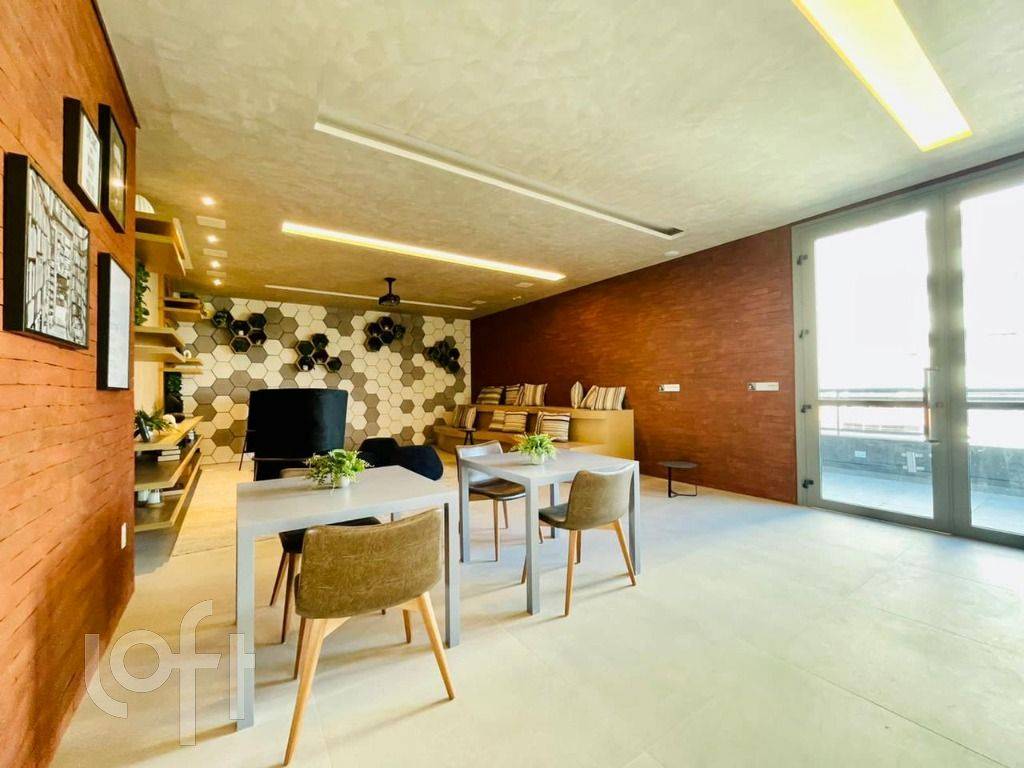 Apartamento com 1 quarto e 30 m² em Vila Guilhermina, Praia Grande