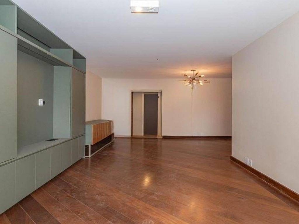 Apartamento com 3 quartos e 116 m² em Vila Guilhermina, Praia Grande