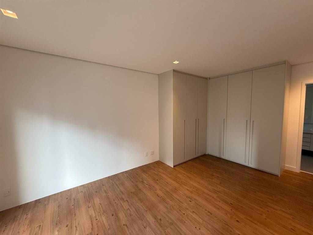Apartamento com 3 quartos e 226 m² em Vila Guilhermina, Praia Grande
