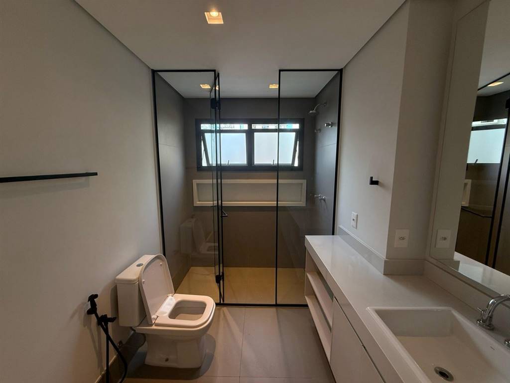 Apartamento com 3 quartos e 226 m² em Vila Guilhermina, Praia Grande