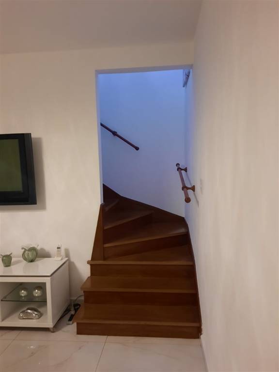 Casa com 2 quartos e 80 m² em Vila Guilhermina, Praia Grande