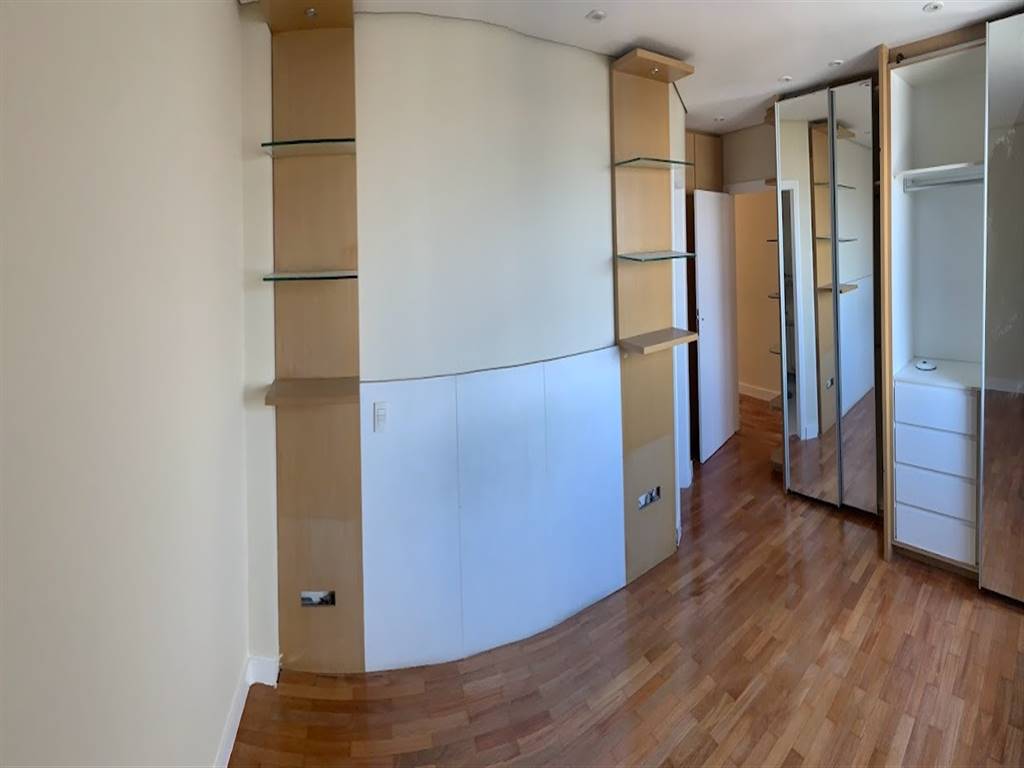 Apartamento com 3 quartos e 220 m² em Vila Guilhermina, Praia Grande