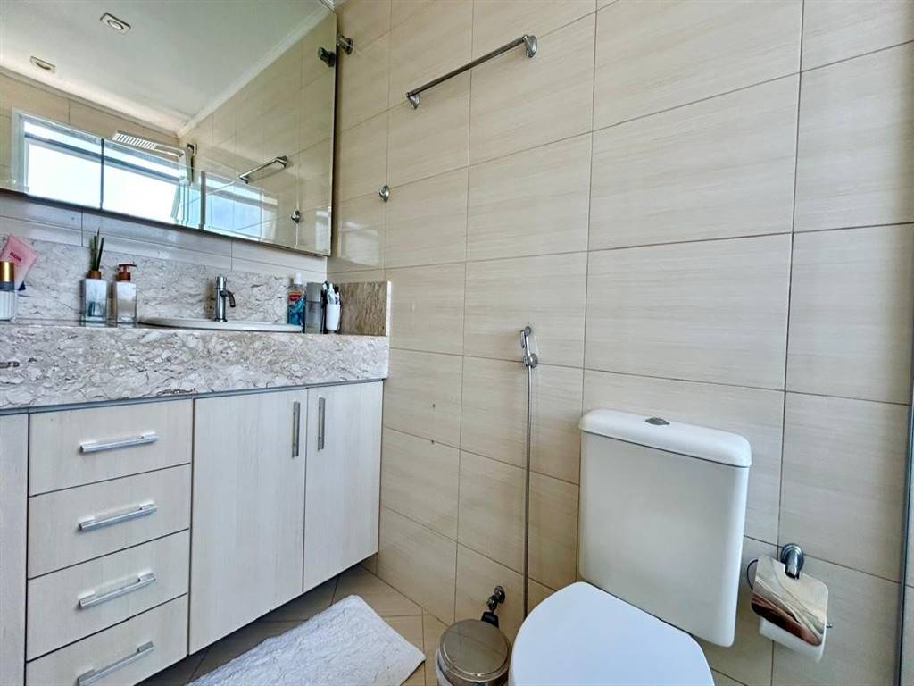 Apartamento com 2 quartos e 124 m² em Vila Guilhermina, Praia Grande