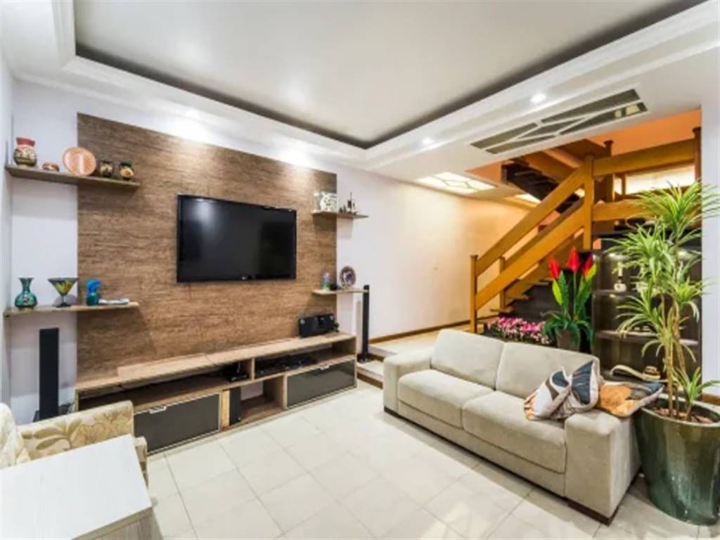 Casa com 4 quartos e 280 m² em Vila Guilhermina, Praia Grande