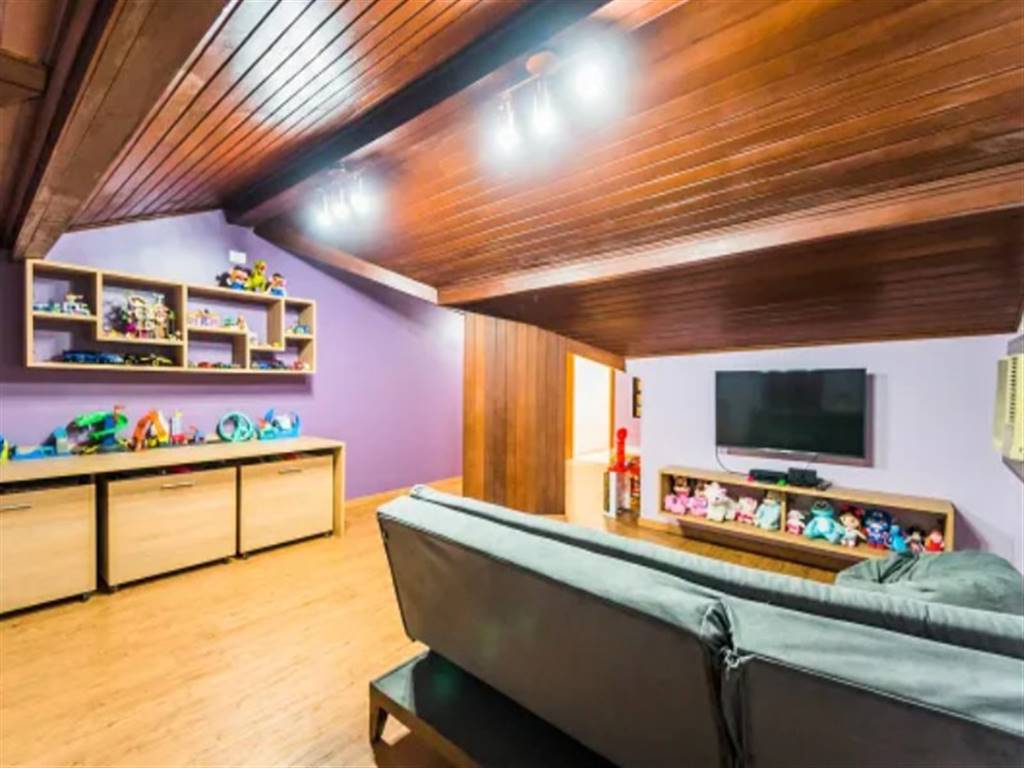 Casa com 4 quartos e 280 m² em Vila Guilhermina, Praia Grande