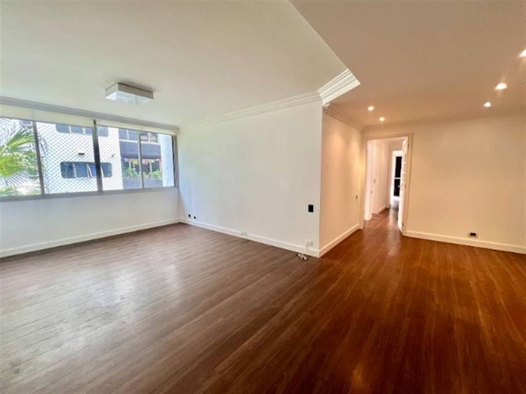 Apartamento com 3 quartos e 130 m² em Vila Guilhermina, Praia Grande