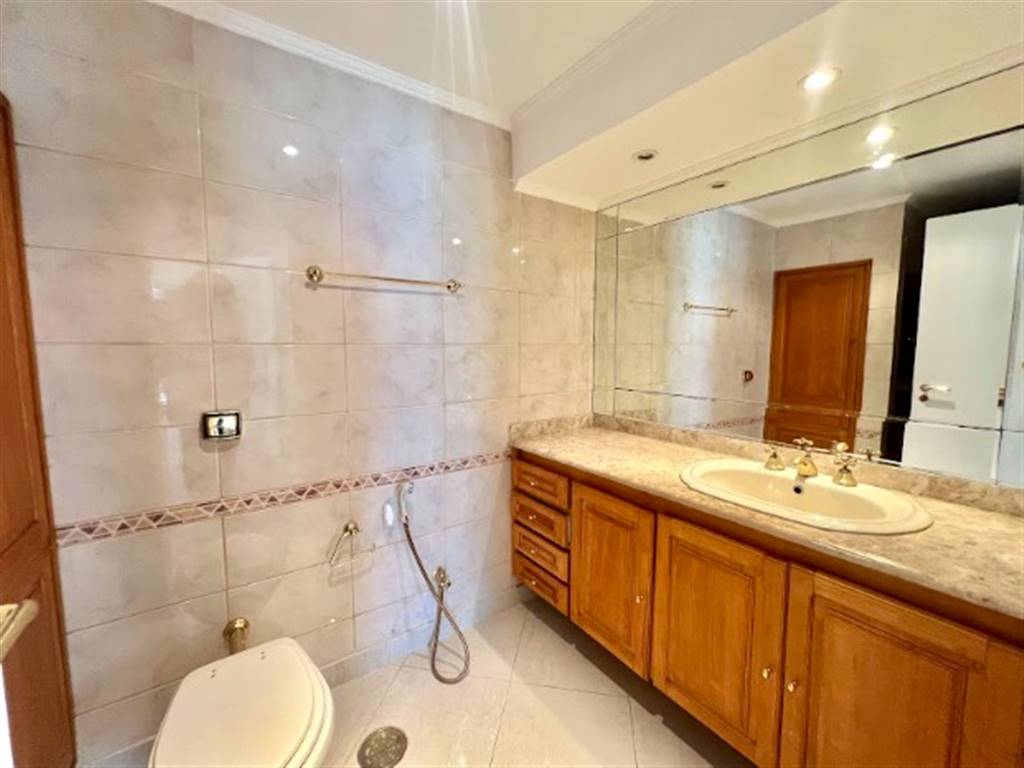 Apartamento com 3 quartos e 130 m² em Vila Guilhermina, Praia Grande