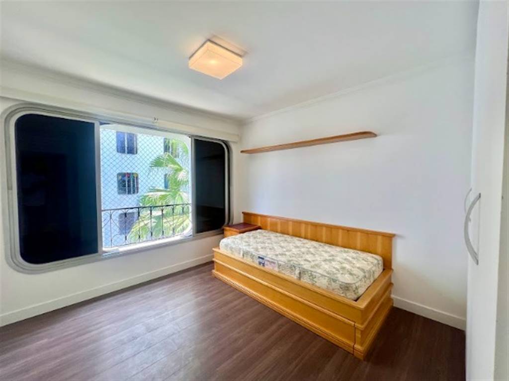 Apartamento com 3 quartos e 130 m² em Vila Guilhermina, Praia Grande