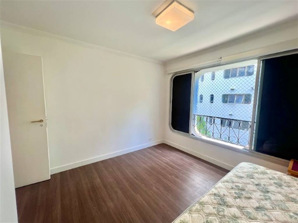 Apartamento com 3 quartos e 130 m² em Vila Guilhermina, Praia Grande
