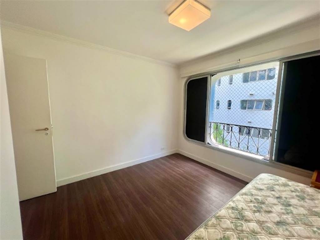 Apartamento com 3 quartos e 130 m² em Vila Guilhermina, Praia Grande
