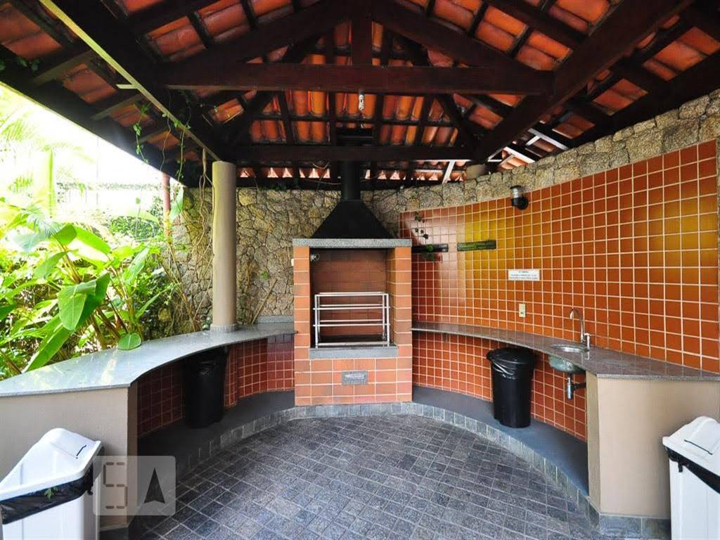 Apartamento com 2 quartos e 110 m² em Vila Guilhermina, Praia Grande