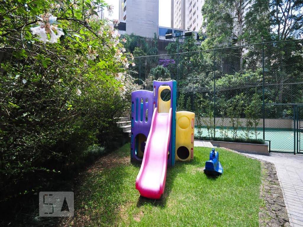 Apartamento com 2 quartos e 110 m² em Vila Guilhermina, Praia Grande