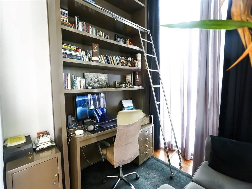 Apartamento com 2 quartos e 210 m² em Vila Guilhermina, Praia Grande