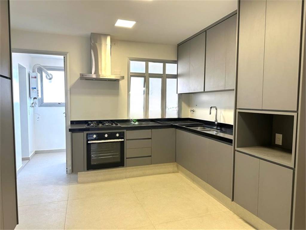 Apartamento com 4 quartos e 182 m² em Vila Guilhermina, Praia Grande