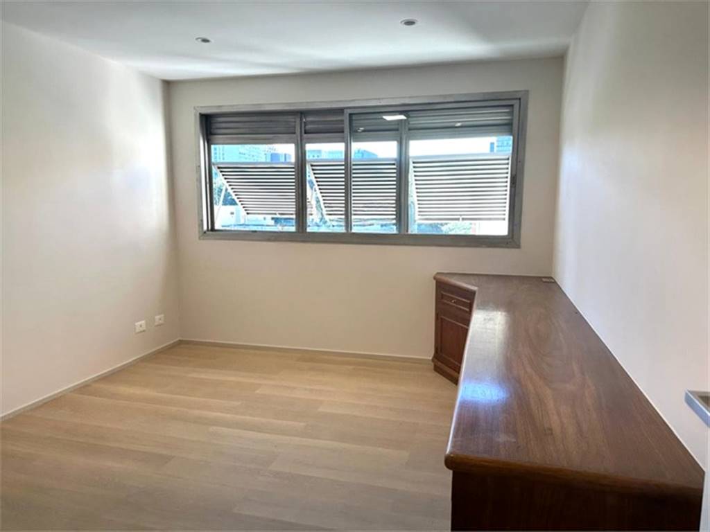 Apartamento com 4 quartos e 182 m² em Vila Guilhermina, Praia Grande