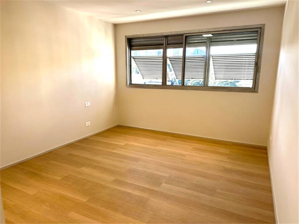 Apartamento com 4 quartos e 182 m² em Vila Guilhermina, Praia Grande