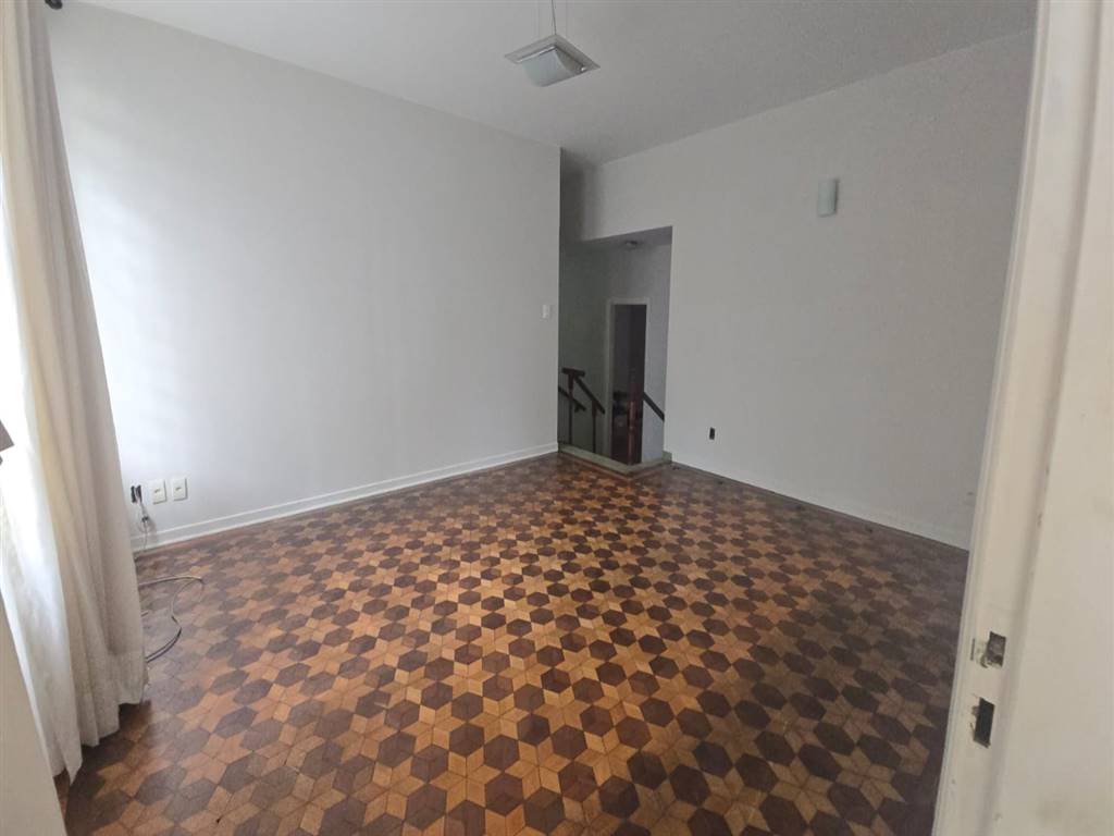 Casa com 3 quartos e 285 m² em Vila Guilhermina, Praia Grande